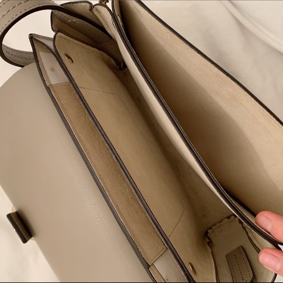 Chloé Small Faye Shoulder Bag in Motty Grey - Picture 4 of 10